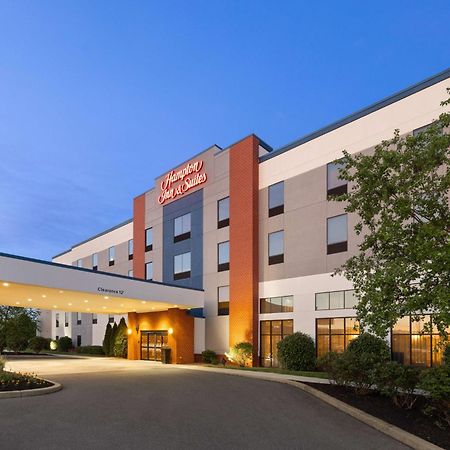 Hampton Inn & Suites Harrisburg Bagian luar foto
