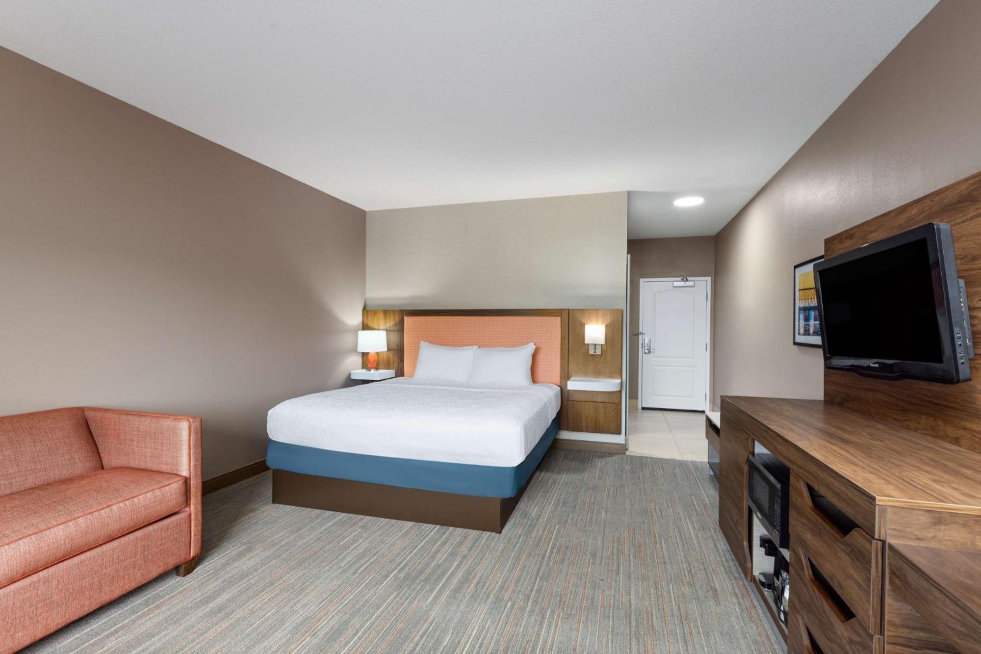 Hampton Inn & Suites Harrisburg Bagian luar foto