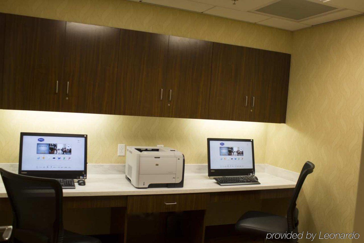 Hampton Inn & Suites Harrisburg Bagian luar foto